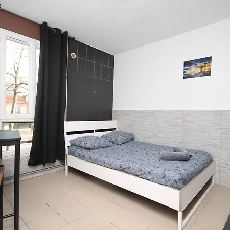 04 - Avec Lit Double Proche Paris Et Transports Wifi Saint-Denis (Seine-Saint-Denis)